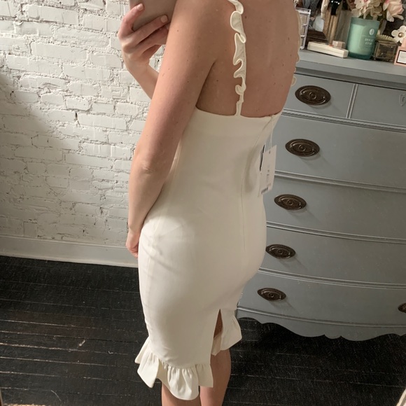 NWOT NEVER WORN Likely Carmen White Ruffle Dress - Picture 3 of 7
